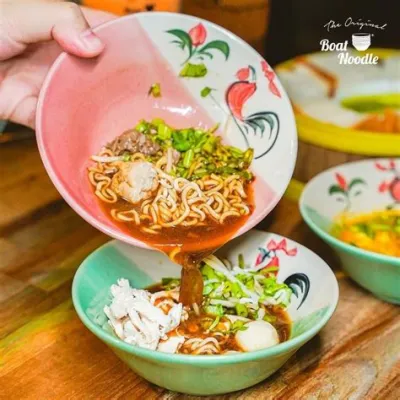  Macarrão de Rosto de Boi Frito e Especiarias com Sabor Intenso de Caldo Uma Experiência Gastronômica Memorável!