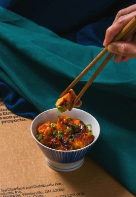  Tofu de Lu'an com Molho Picante e Azedo: Uma Sinfonia Explosiva de Texturas e Sabores!